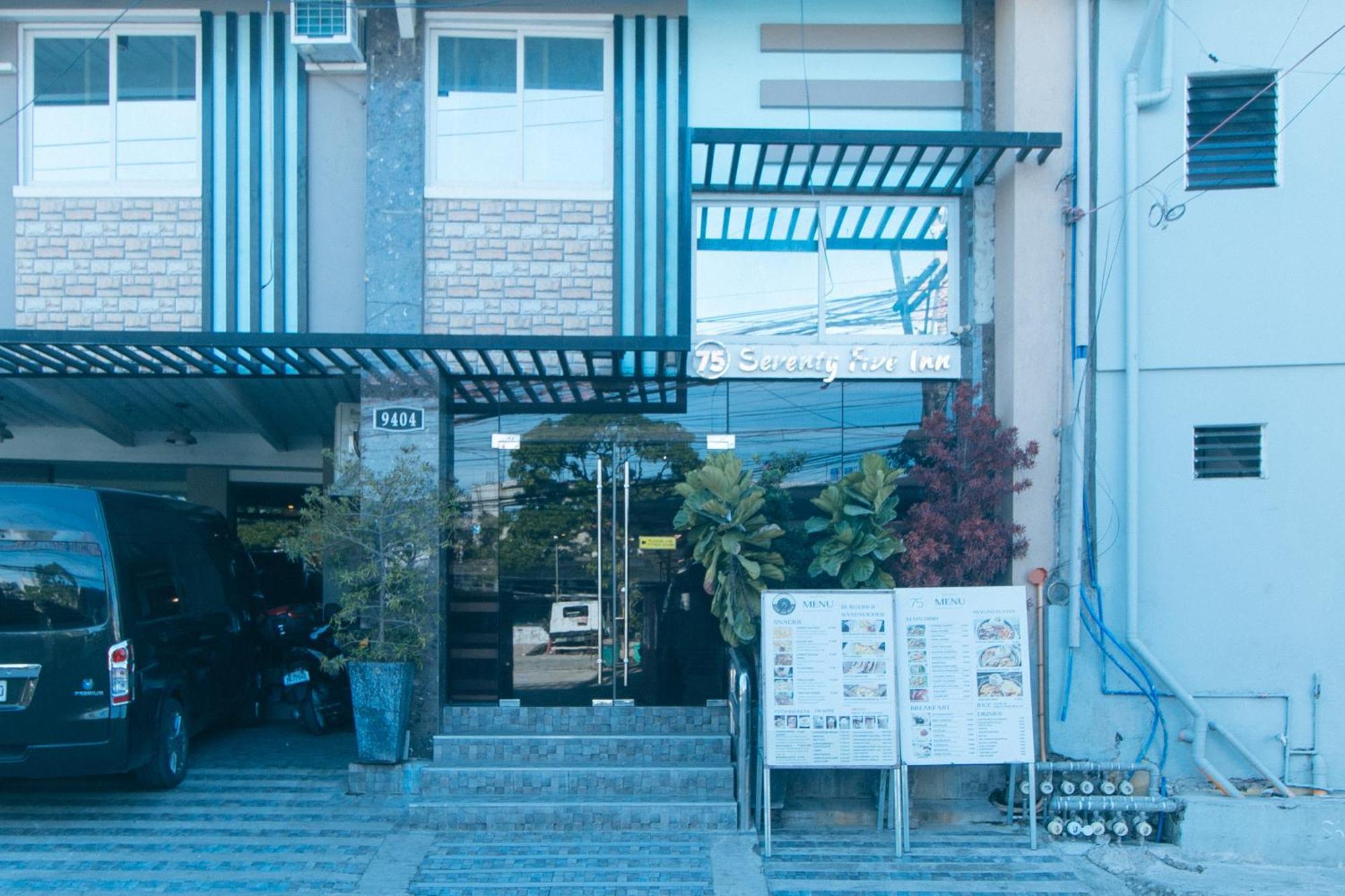 Reddoorz Plus At Seventy Five Inn Near Manila Airport Paranaque City Exterior foto